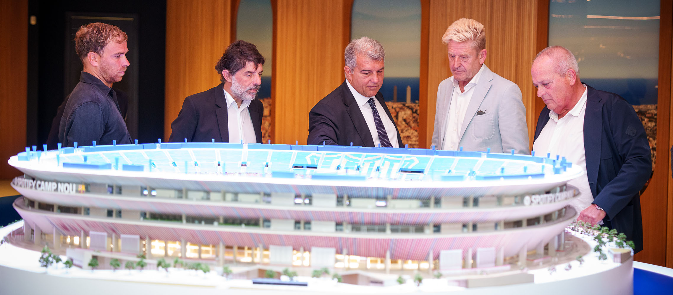 joan laporta and wayne griffiths review camp nou model for espai barça project partnership